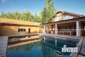 Дом 300м², 2-этажный, посуточно,