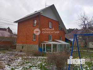 Дом 161м², 2-этажный, на длительный срок,