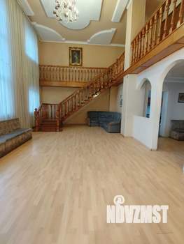 Дом 300м², 3-этажный, посуточно,