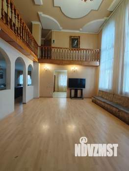 Дом 300м², 3-этажный, посуточно,