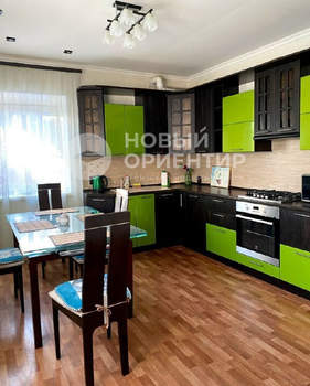 Дом 161м², 2-этажный, на длительный срок,