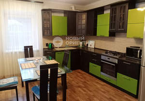 Дом 161м², 2-этажный, на длительный срок,