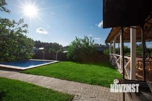 Дом 200м², 2-этажный, посуточно,