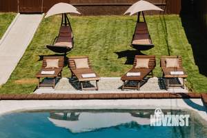 Дом 250м², 2-этажный, посуточно,