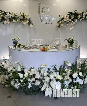 Дом 300м², 2-этажный, посуточно,