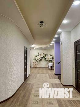 Дом 350м², 2-этажный, посуточно,