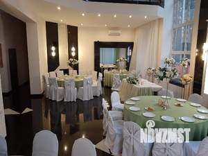 Дом 1000м², 4-этажный, посуточно,