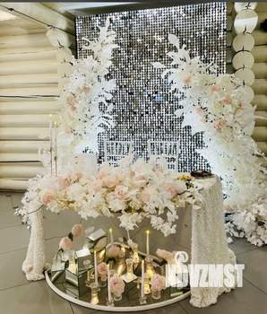 Дом 300м², 2-этажный, посуточно,