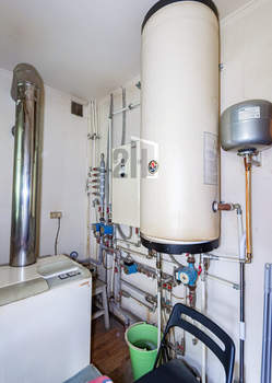 Дом 270м², 3-этажный, участок 4 сот.