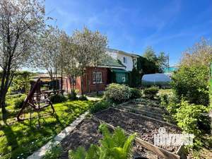 Дом 200м², 2-этажный, участок 4 сот.