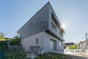 Дом 194м², 2-этажный, участок 7 сот.