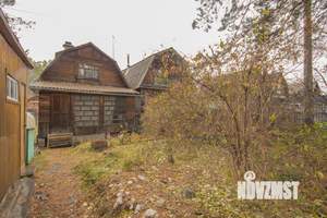 Дом 32м², 2-этажный, участок 4 сот.