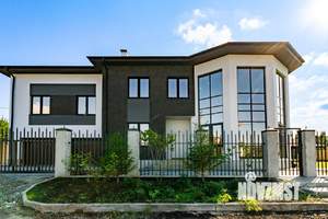 Коттедж 355м², 2-этажный, участок 15 сот.