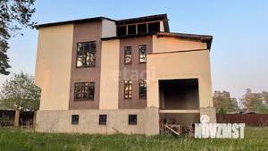 Дом 225м², 2-этажный, участок 10 сот.