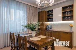 Таунхаус 240м², 3-этажный, участок 2 сот.