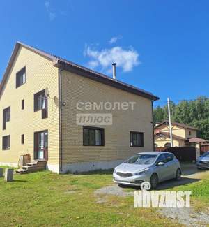 Дом 204м², 2-этажный, участок 10 сот.