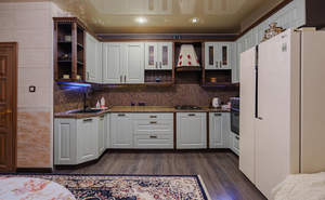 Дом 240м², 3-этажный, участок 10 сот.