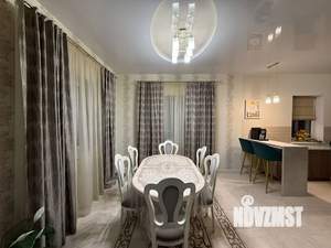 Дом 94м², 2-этажный, участок 4 сот.