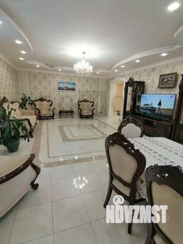 Коттедж 418м², 2-этажный, участок 13 сот.