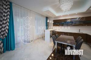 Коттедж 360м², 2-этажный, участок 14 сот.