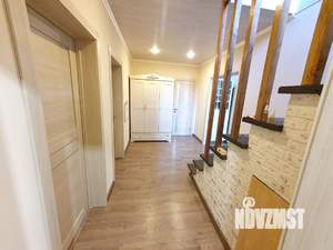 Коттедж 180м², 2-этажный, участок 6 сот.