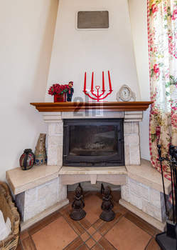 Дом 270м², 3-этажный, участок 4 сот.