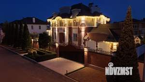 Дом 322м², 2-этажный, участок 13 сот.