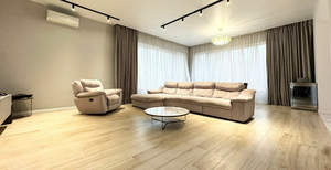 Дом 278м², 2-этажный, участок 15 сот.