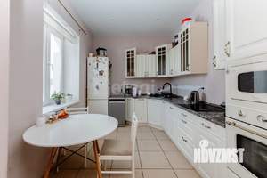 Дом 323м², 2-этажный, участок 20 сот.