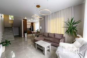 Коттедж 192м², 2-этажный, участок 12 сот.