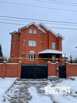 Коттедж 270м², 3-этажный, участок 7 сот.