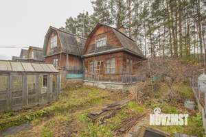 Дом 32м², 2-этажный, участок 4 сот.