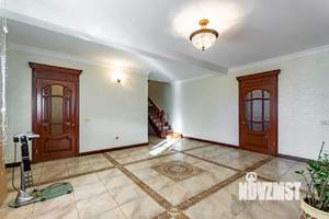 Коттедж 626м², 4-этажный, участок 13 сот.