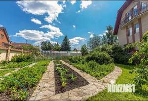 Дом 399м², 4-этажный, участок 16 сот.