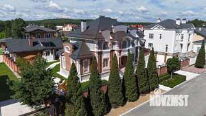 Дом 322м², 2-этажный, участок 13 сот.