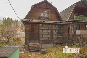 Дом 32м², 2-этажный, участок 4 сот.