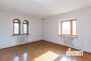 Дом 660м², 2-этажный, участок 13 сот.