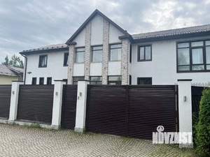 Коттедж 395м², 2-этажный, участок 22 сот.