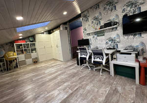 Дом 90м², 3-этажный, участок 2 сот.