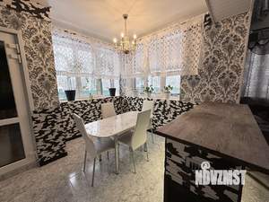 Коттедж 300м², 2-этажный, участок 10 сот.