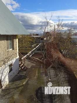 Дом 100м², 2-этажный, участок 10 сот.