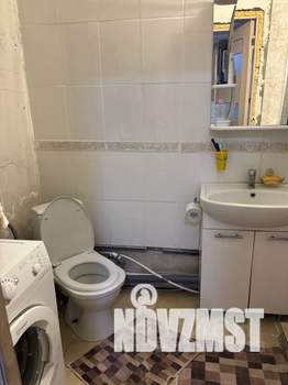 Дом 60м², 2-этажный, участок 7 сот.