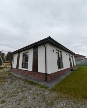 Дом 113м², 1-этажный, участок 7 сот.