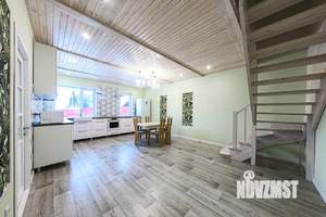 Дом 232м², 3-этажный, участок 19 сот.