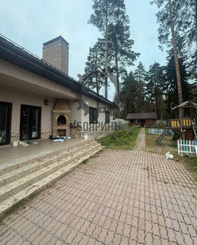 Дом 240м², 2-этажный, участок 24 сот.