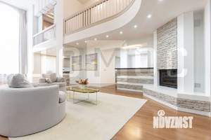 Коттедж 330м², 3-этажный, участок 10 сот.