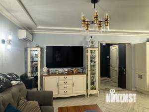 Таунхаус 240м², 3-этажный, участок 2 сот.