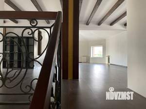 Коттедж 270м², 3-этажный, участок 7 сот.