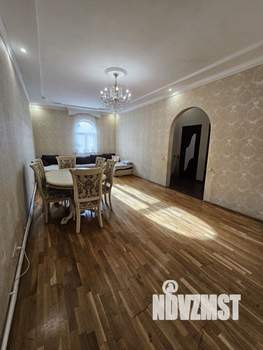 Дом 212м², 2-этажный, участок 499 сот.