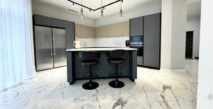 Дом 278м², 2-этажный, участок 15 сот.